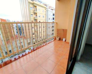 Balcony of Flat for sale in L'Hospitalet de Llobregat  with Air Conditioner, Oven and Balcony