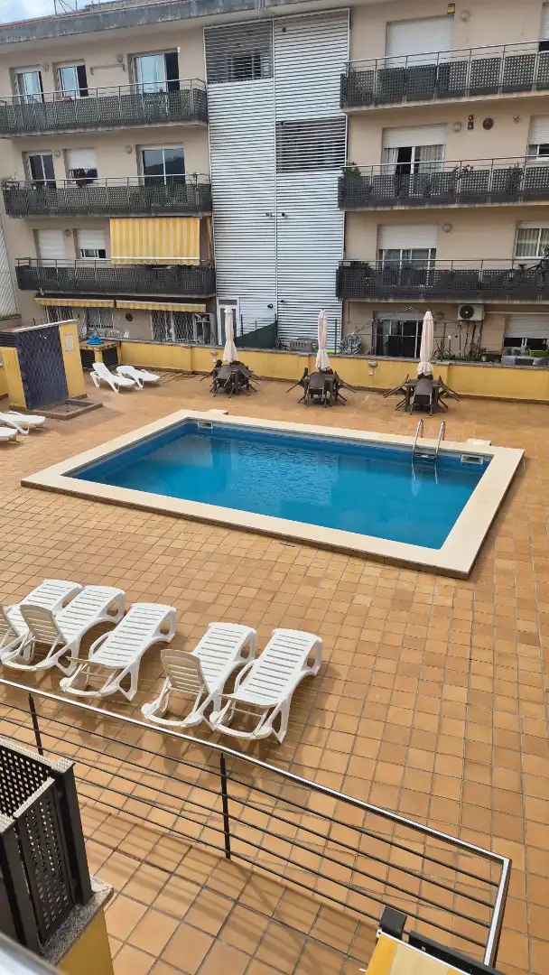 Piscina de Piso en venta en Pineda de Mar con Calefacción, Jardín privado y Trastero