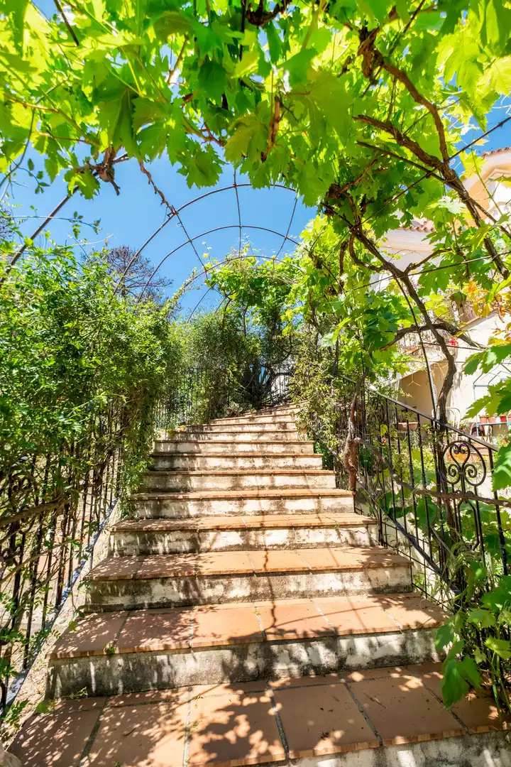 Jardín de Finca rústica en venta en Estepona con Aire acondicionado, Terraza y Trastero