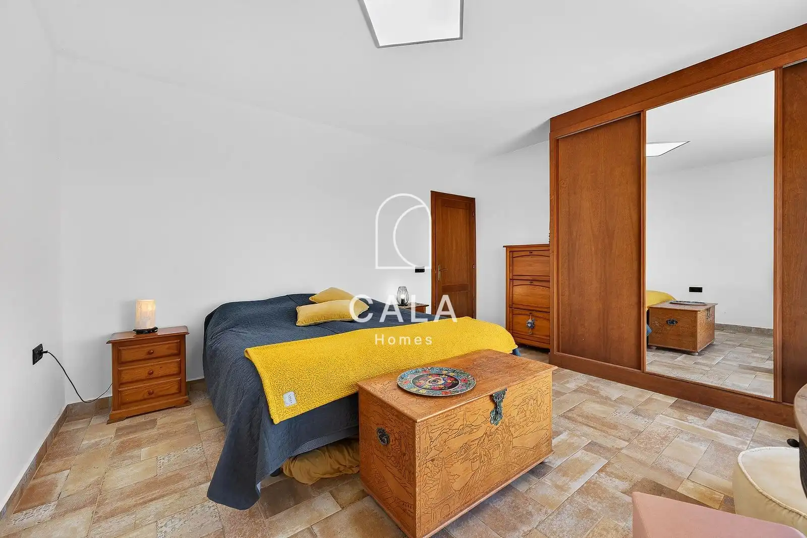 Dormitori de Casa o xalet en venda en Guía de Isora amb Jardí privat, Terrassa i Traster