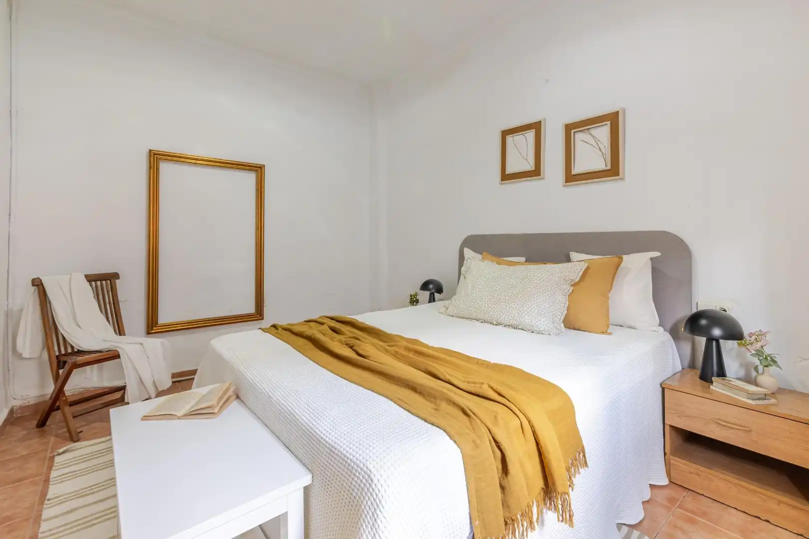 Habitación de Planta baja en venta en Alginet con Alarma