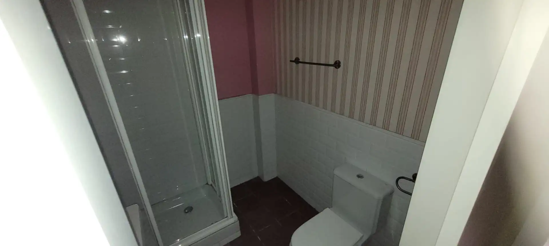 Bany de Casa o xalet en venda en Pozuelo de Alarcón amb Jardí privat