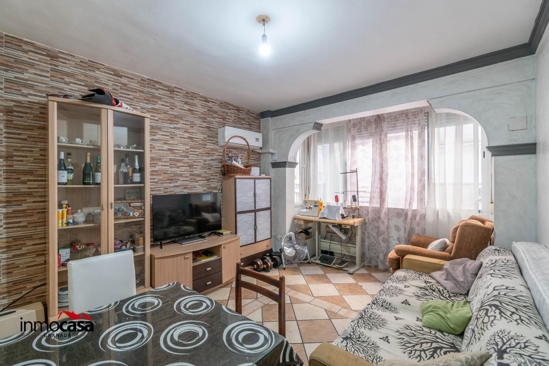 Bedroom of Flat for sale in  Granada Capital