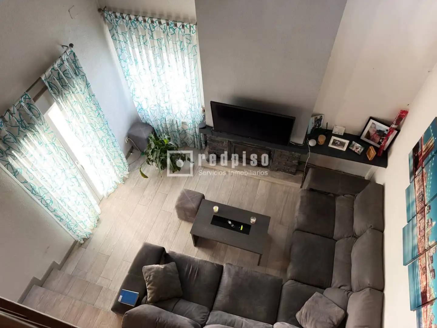 Sala d'estar de Casa o xalet en venda en Valdemorillo amb Calefacció, Jardí privat i Terrassa