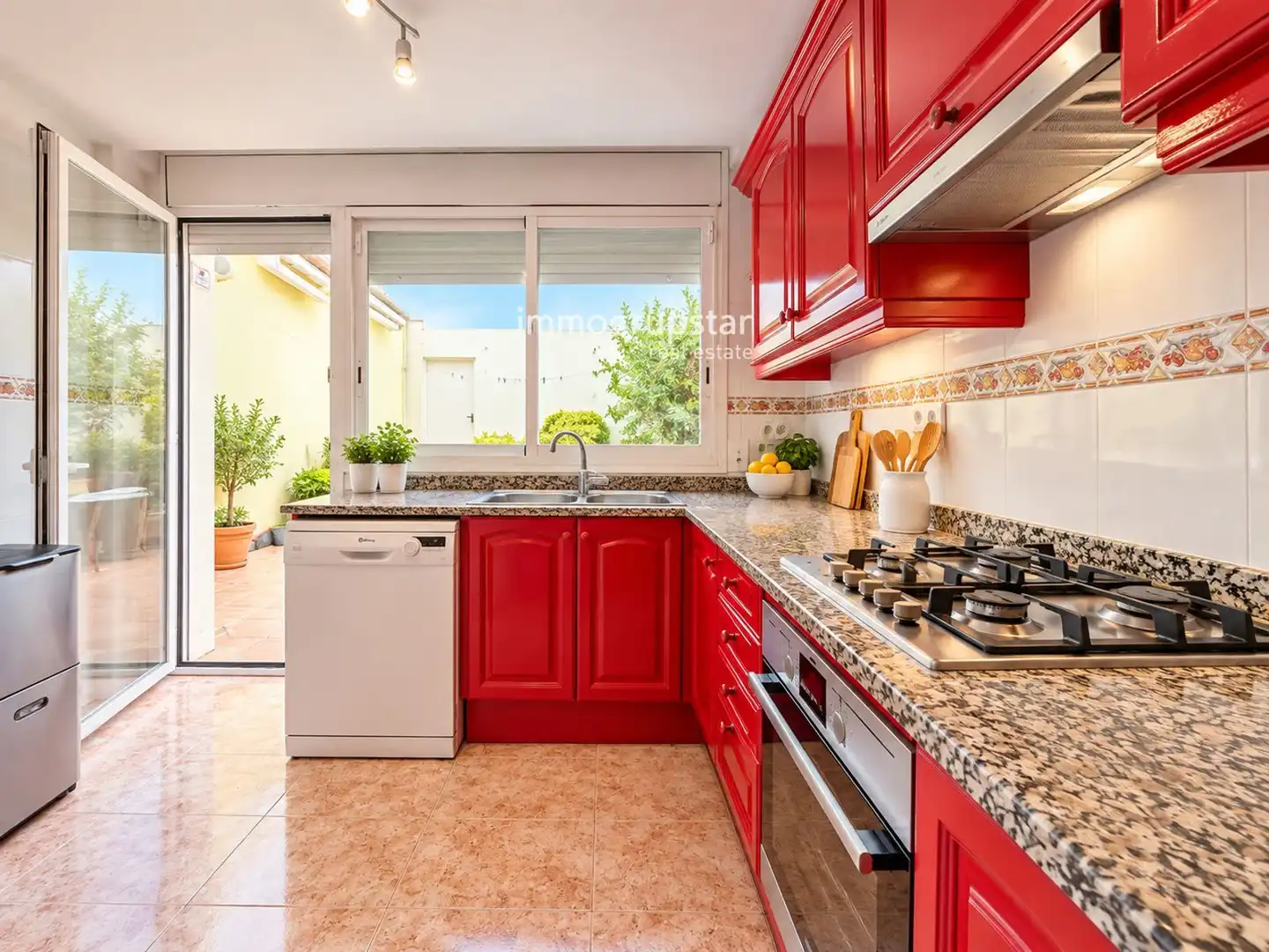 Reihenhaus mit Terrasse zum Verkauf in Galceran de Requesens, imagen 15