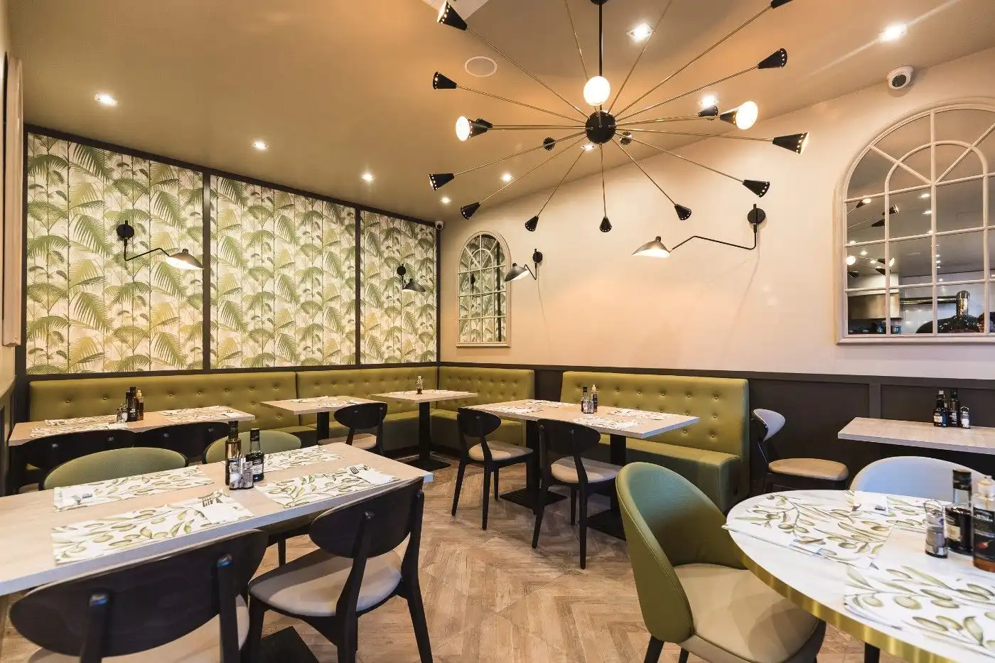 Comedor de Local en traspaso en Badalona con Aire acondicionado, Calefacción y Amueblado