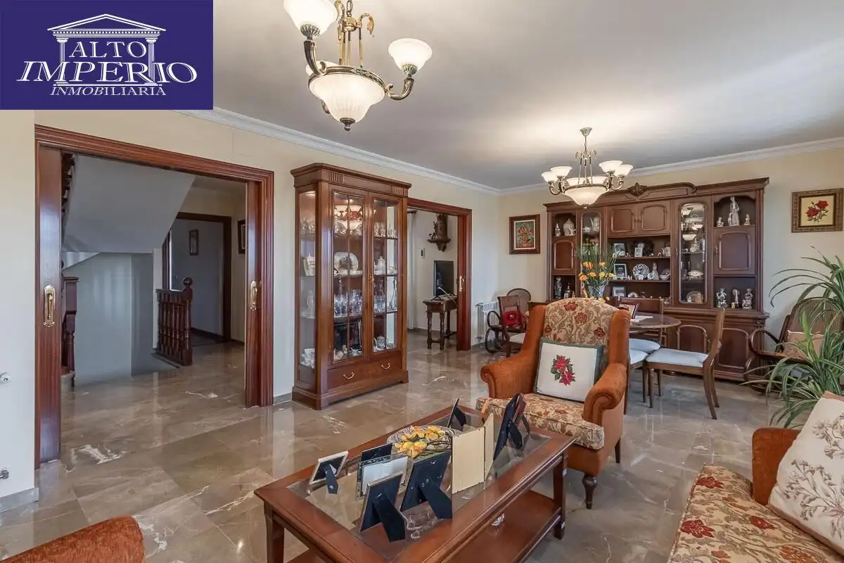 Casa con giardino in vendita a Calle MARIANA PINEDA, imagen 10