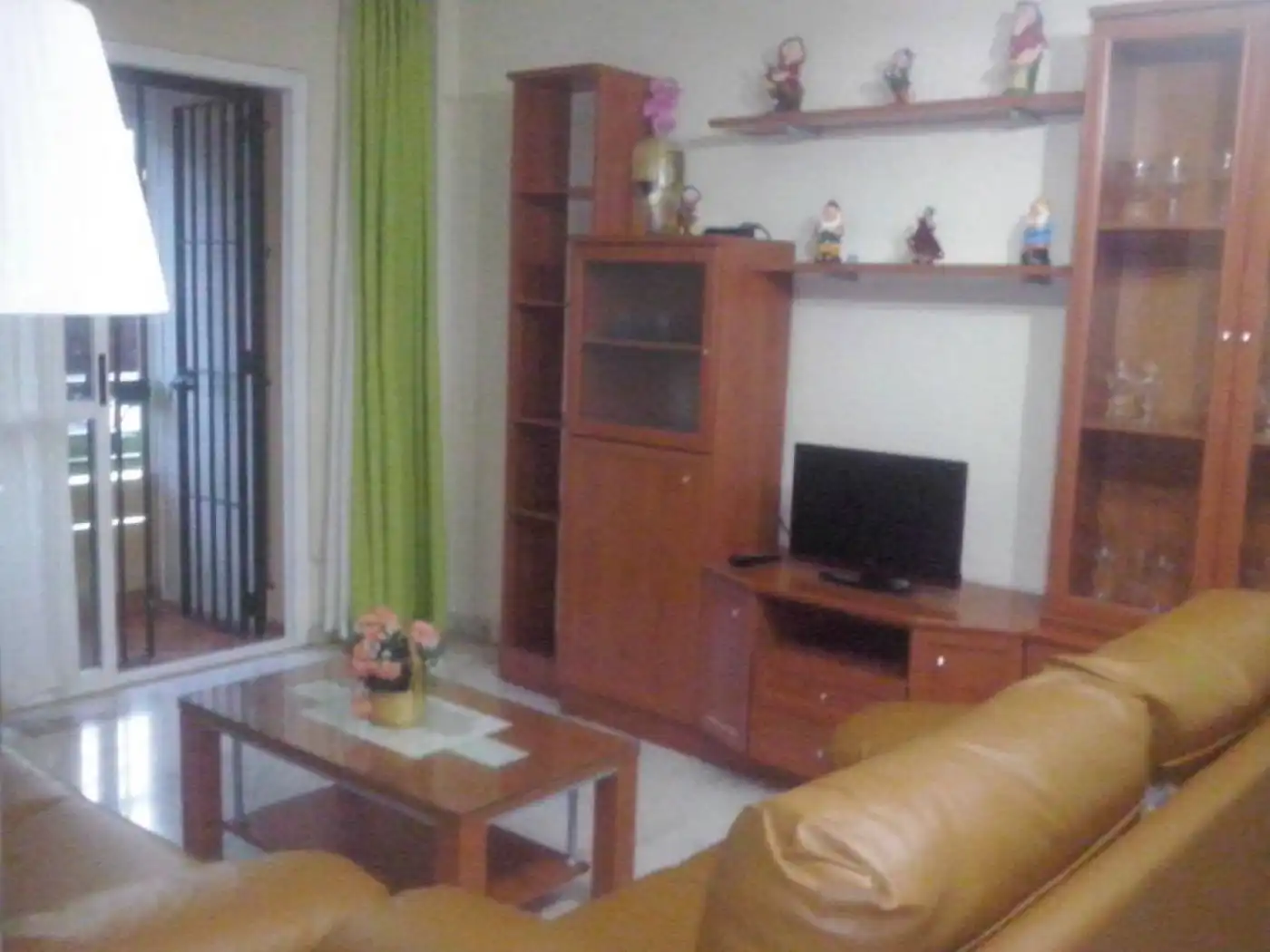 Living room of Flat for rent in Sevilla  with Terrace and Furnished