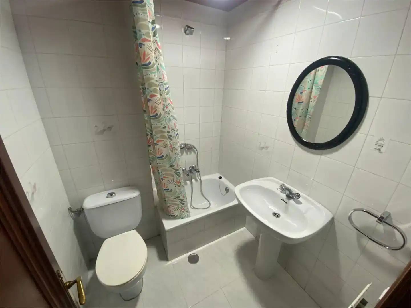 Badezimmer von Wohnung zur Miete in Mondoñedo mit Balkon