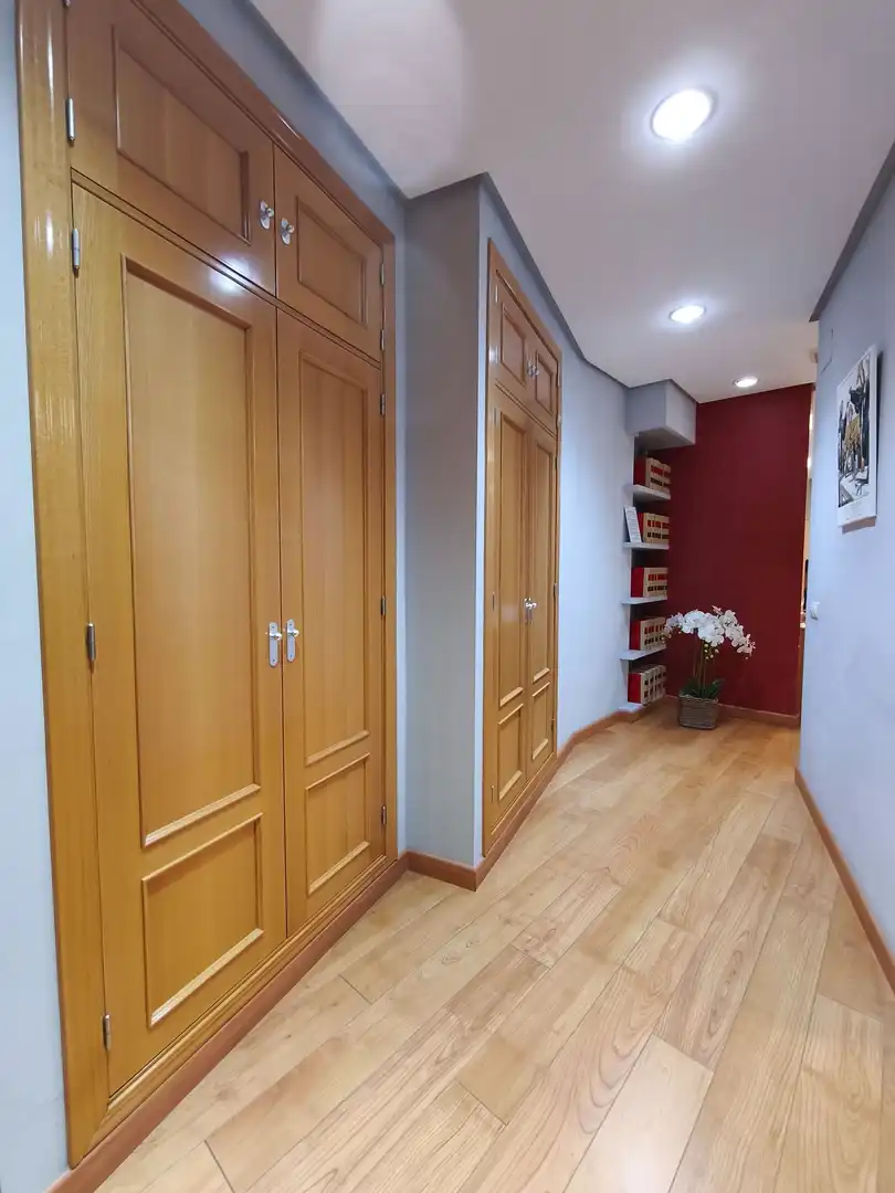 Piso con ascensor en venta en Rascón