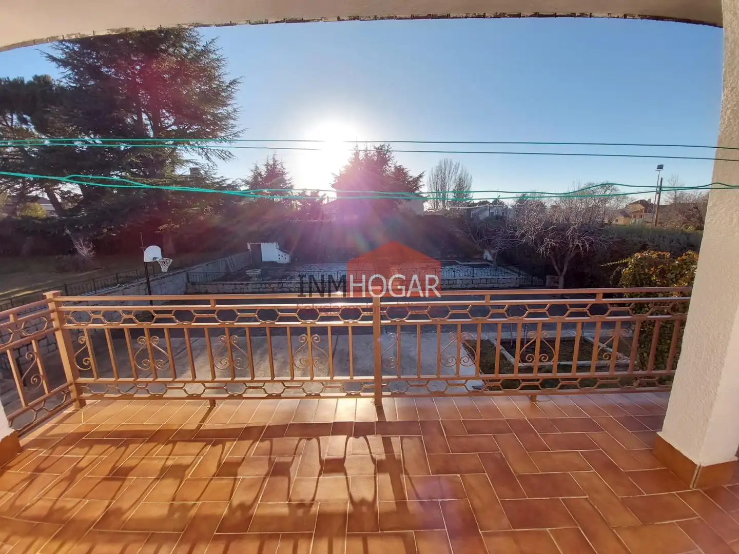 Terrassa de Casa o xalet en venda en Ávila amb Calefacció, Jardí privat i Traster