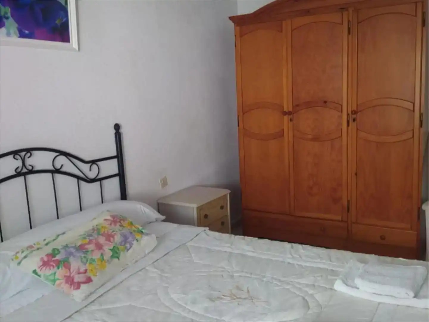 Dormitori de Pis de lloguer en Benalup-Casas Viejas amb Moblat i Balcó