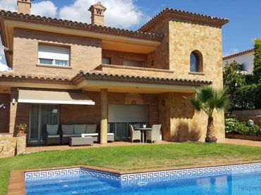 Haus mit Pool zum Verkauf in Platja d'Aro