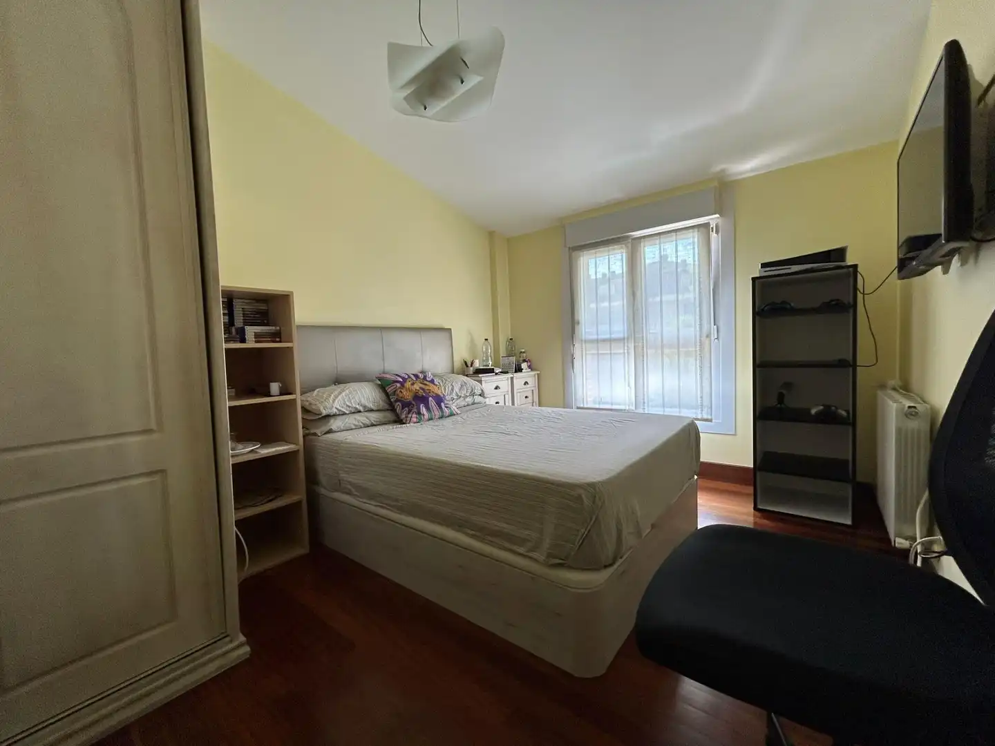 Habitación de Casa adosada en venta en Artziniega con Calefacción, Jardín privado y Terraza