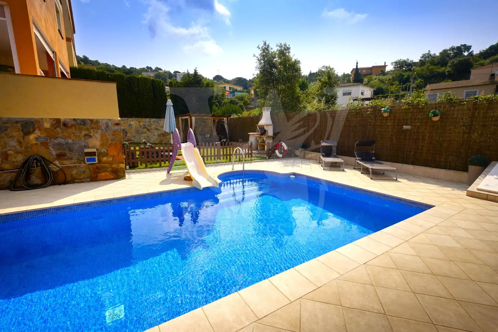 Swimming pool of Houses for rent in Aiguaviva Parc