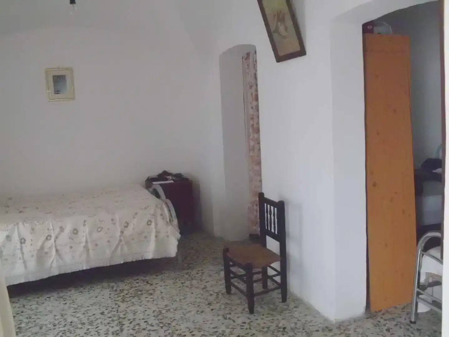 Habitación de Casa adosada en venta en Albalá con Trastero, Horno y Lavadora