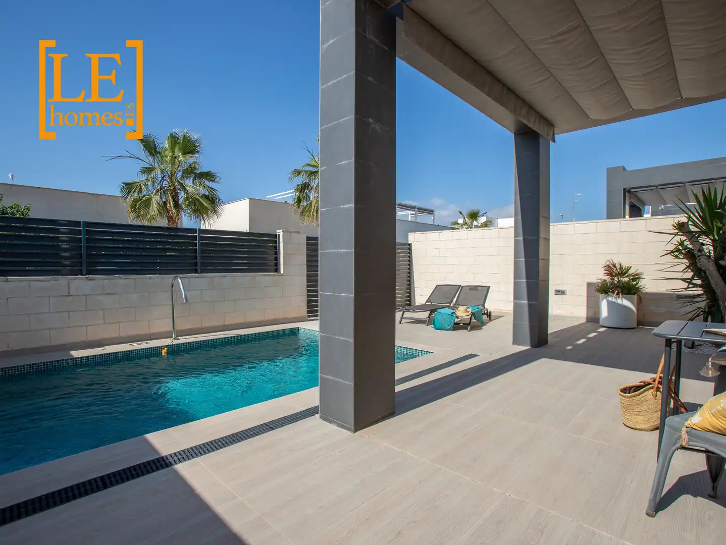 Piscina de Casa o xalet en venda en Rojales amb Aire condicionat, Jardí privat i Terrassa