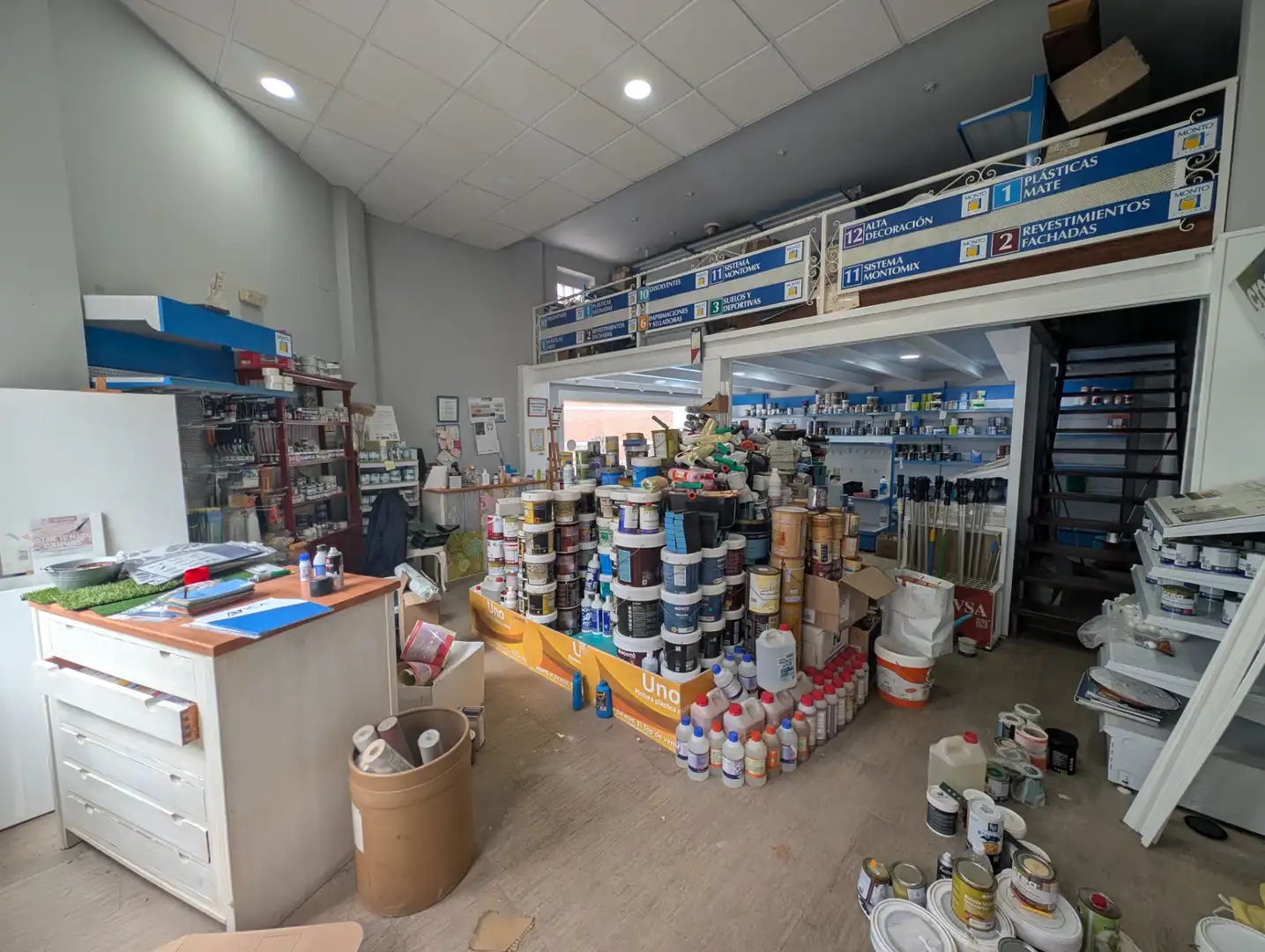 Business premises for sale in Olvera