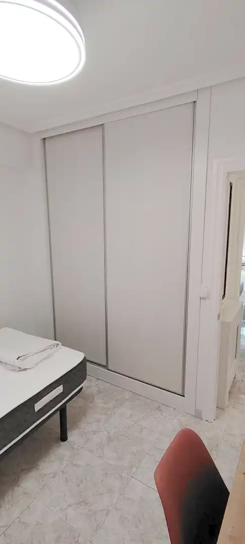 Schlafzimmer von Wohnung zur Miete in Salamanca mit Heizung, Möbliert und Ofen