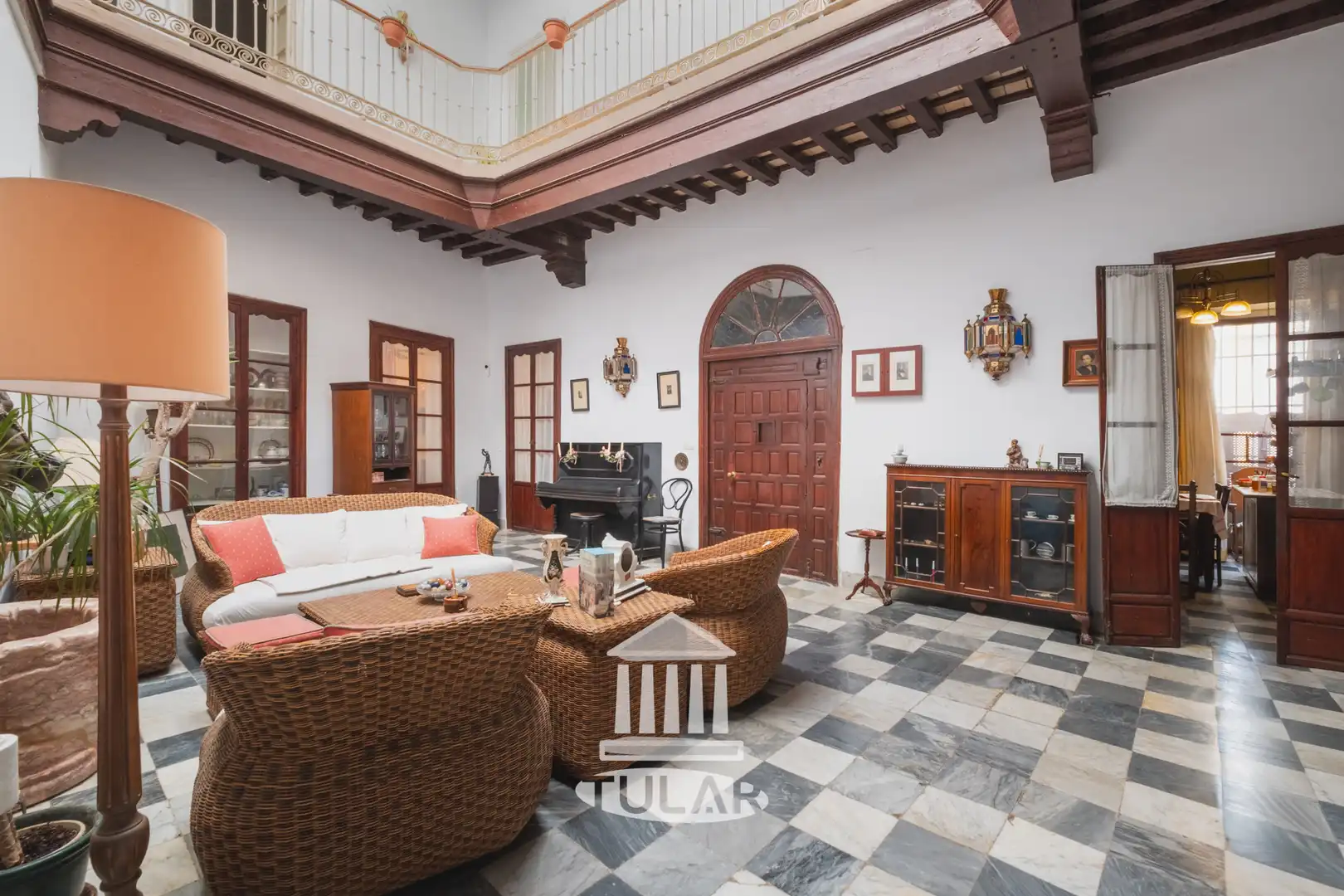 Houses for sale in El Puerto de Santa María  with Air Conditioner and Terrace