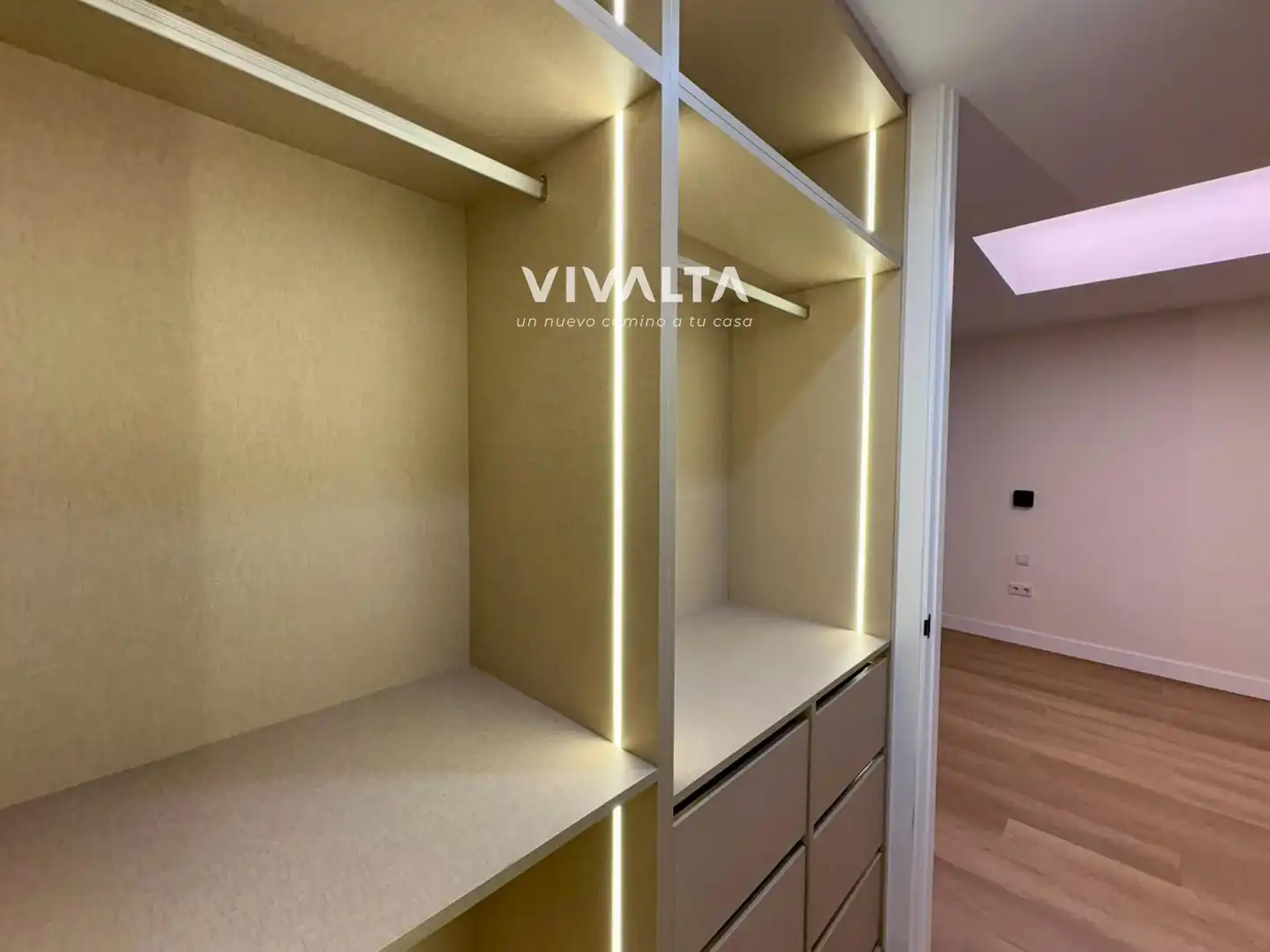 Schlafzimmer von Maisonette zum Verkauf in Madrid mit Klimaanlage, Heizung und Haustechnik