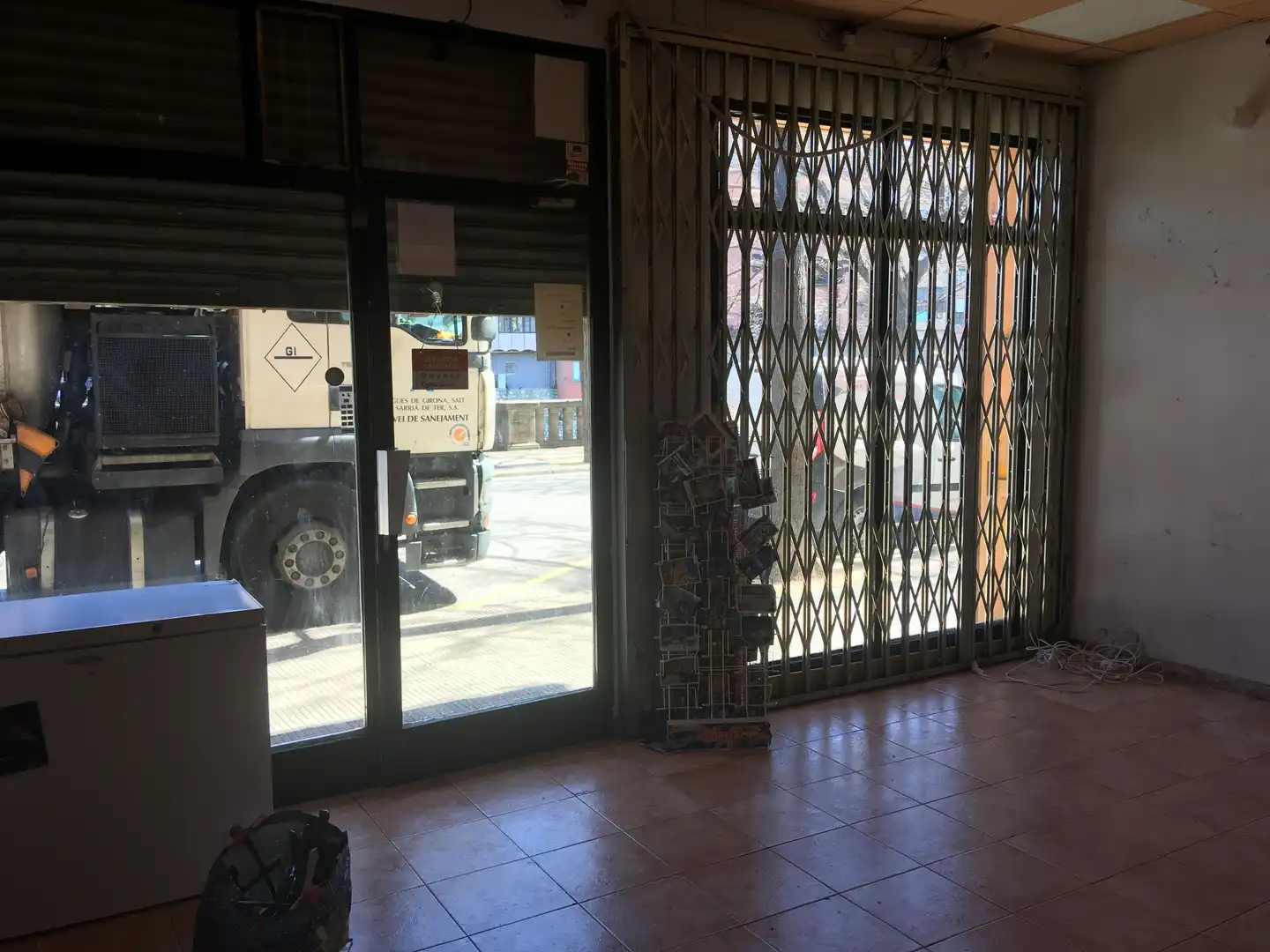 Local de alquiler en Girona con Aire acondicionado