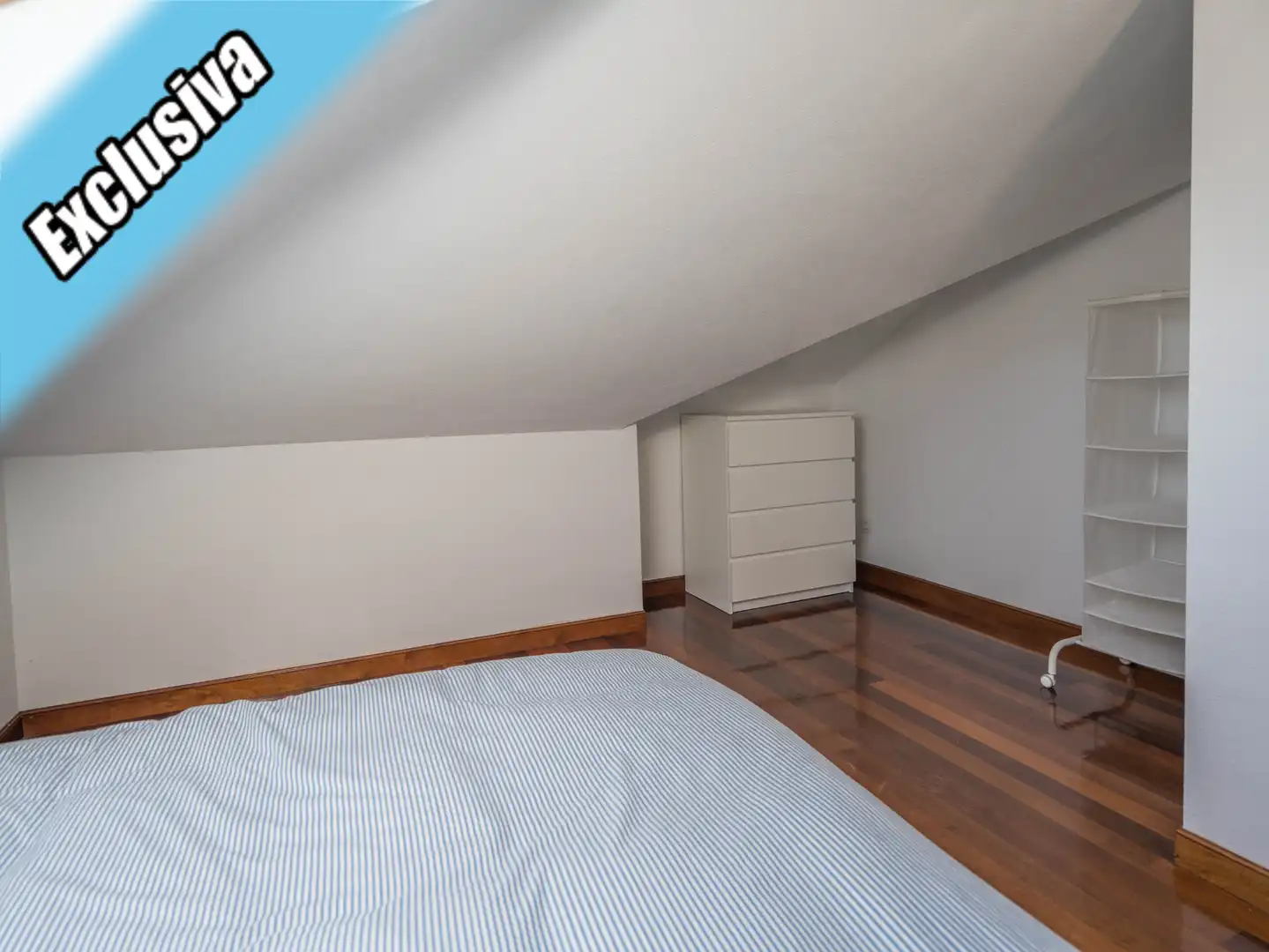 Dormitori de Casa o xalet en venda en Bárcena de Cicero amb Calefacció, Jardí privat i Terrassa