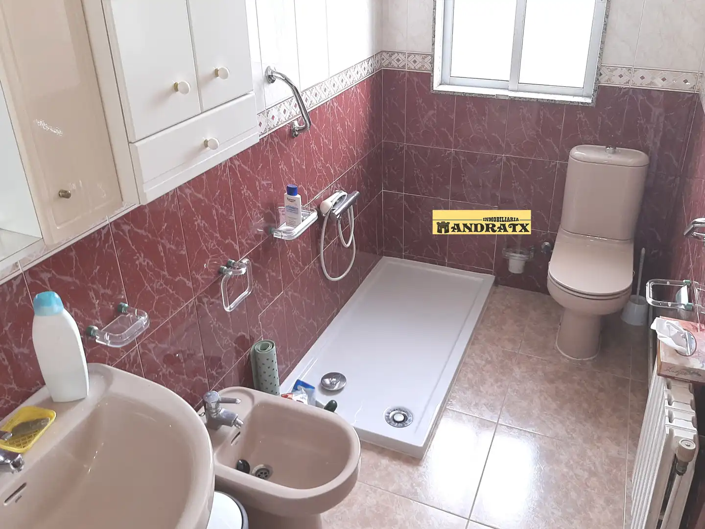 Badezimmer von Haus oder Chalet zum Verkauf in Fene mit Heizung, Terrasse und Abstellraum