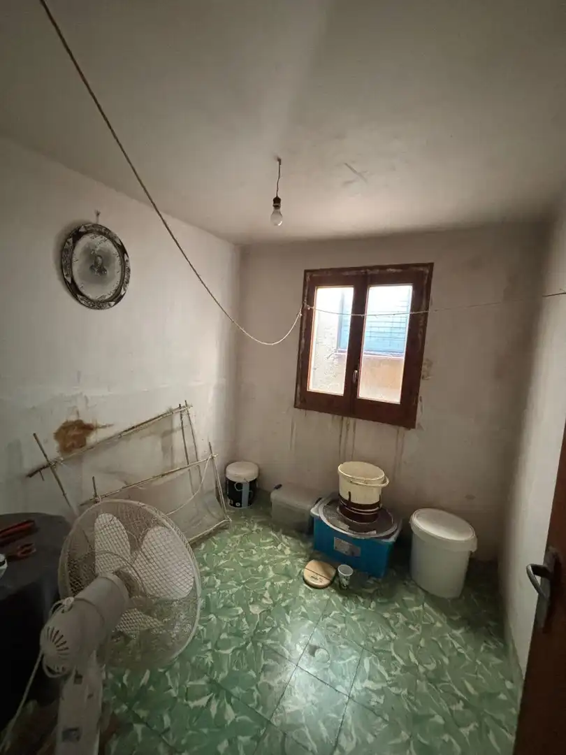 Bany de Casa o xalet en venda en Tortosa amb Terrassa, Traster i Moblat