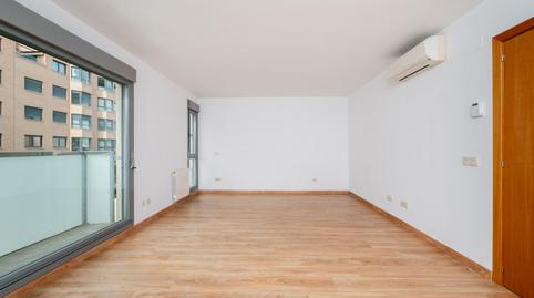 Foto 2 de Piso en venta en Ligonde, 4, Las Tablas,  Madrid Capital