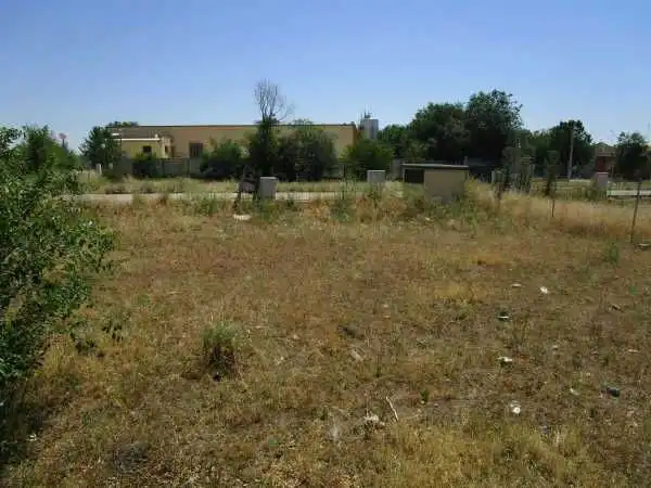Residencial en venta en Calle Turina, Dosbarrios