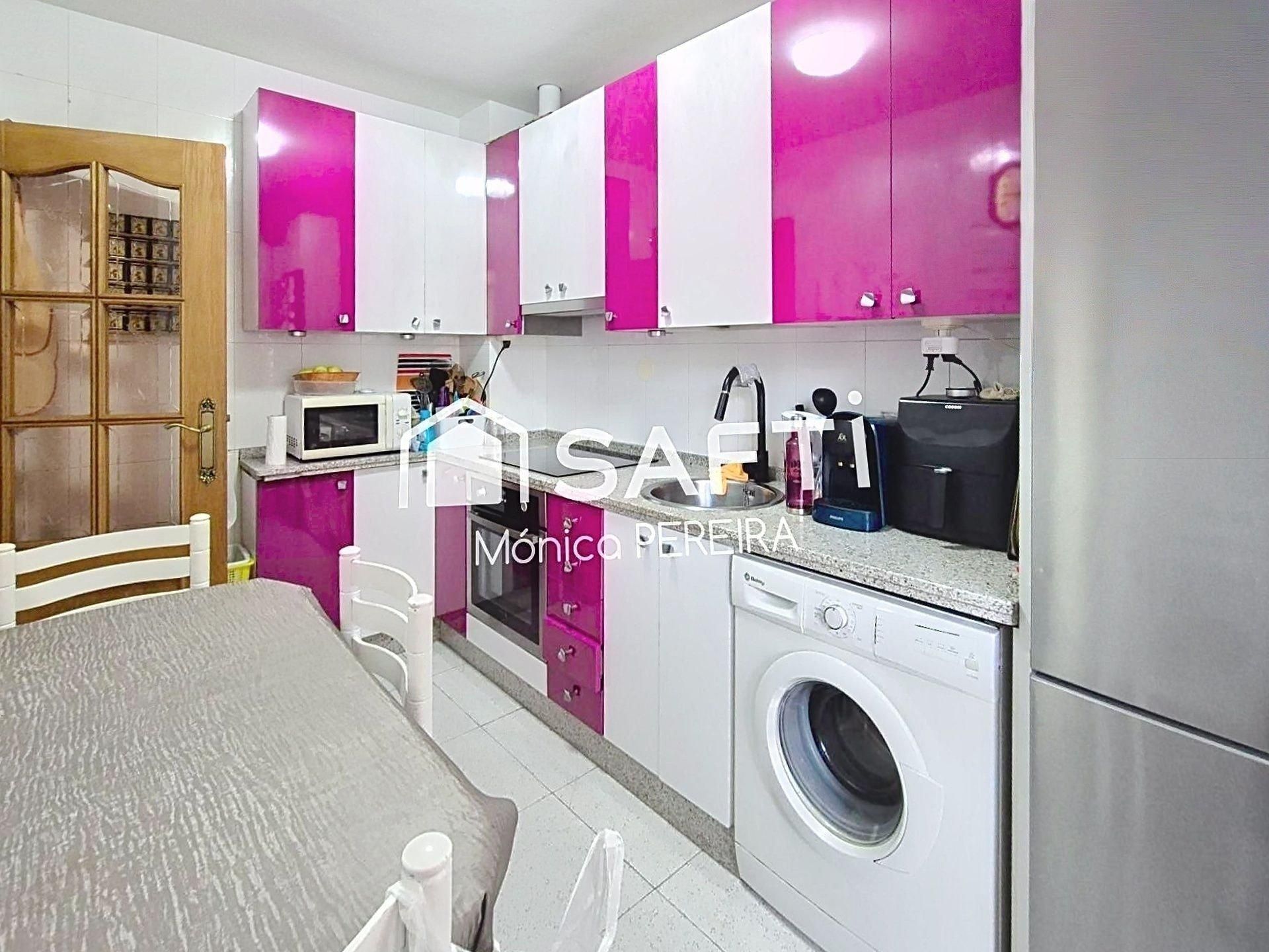 Kitchen of House or chalet for sale in León Capital   with Terrace