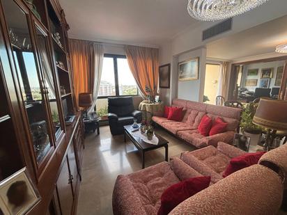 Living room of Flat for sale in  Sevilla Capital  with Terrace