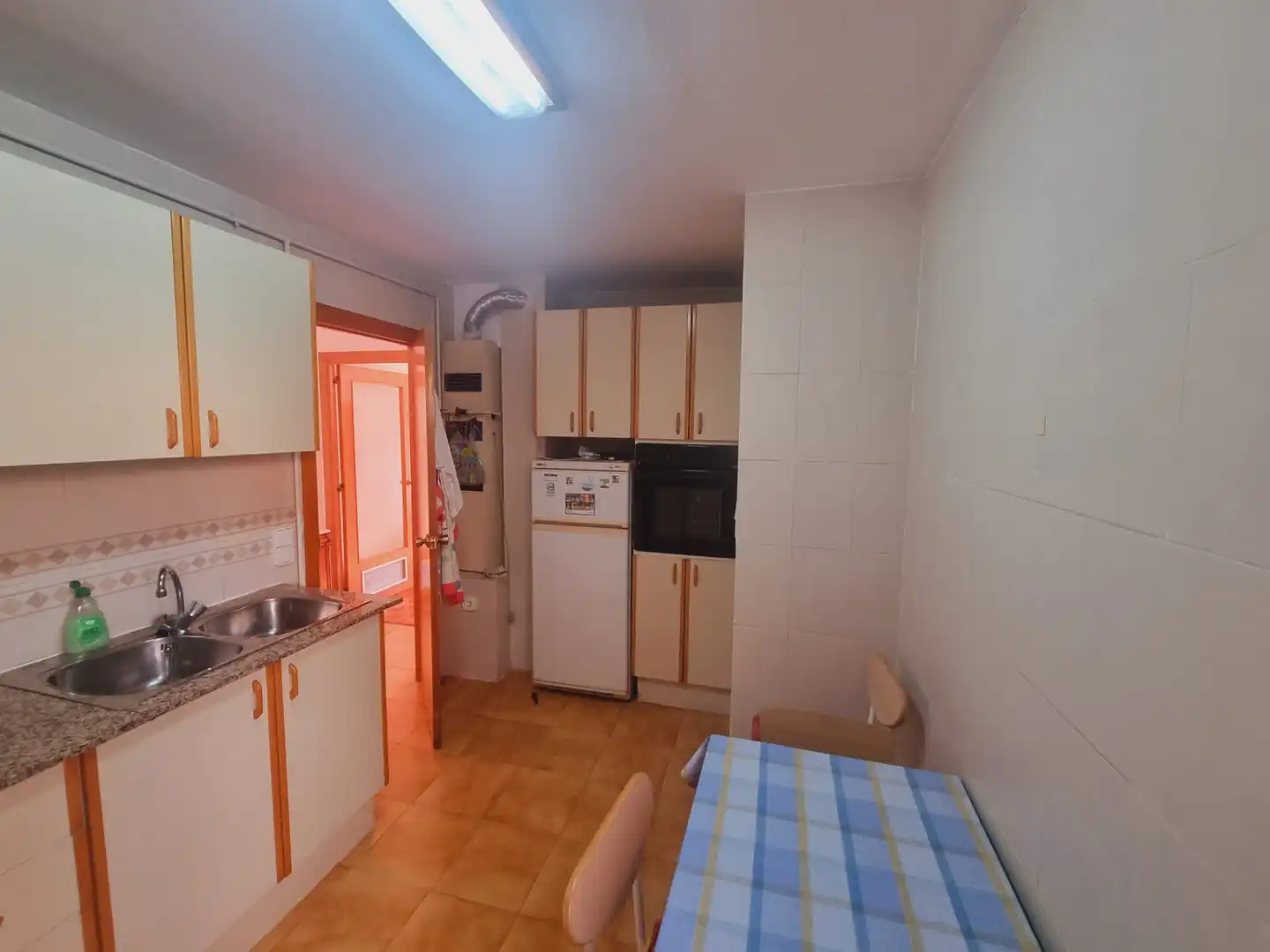 Kitchen of Flat for sale in Salou  with Air Conditioner, Heating and Parquet flooring