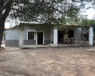 Vista exterior de Casa o xalet en venda en Cheste amb Terrassa i Piscina