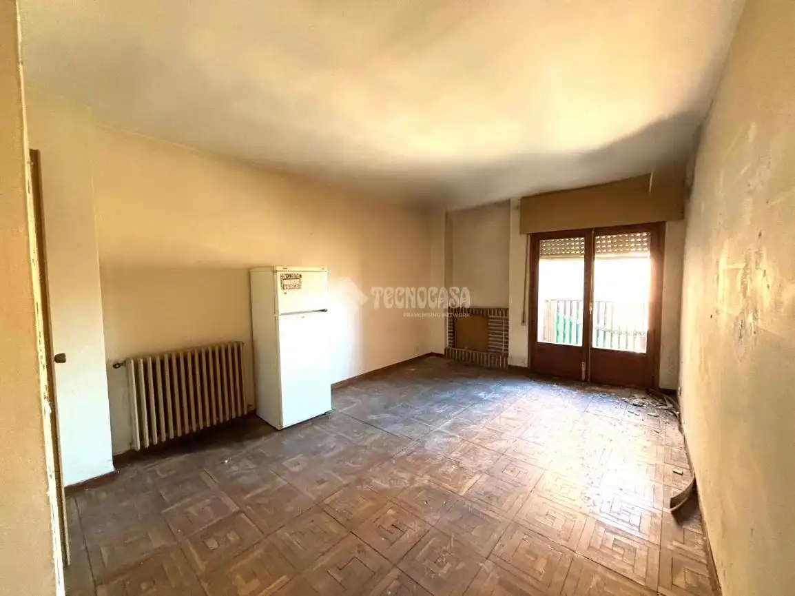 Living room of Flat for sale in Medina del Campo  with Terrace and Balcony