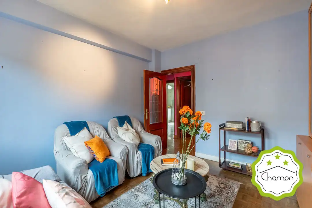 Sala de estar de Piso en venta en Bilbao  con Calefacción, Amueblado y Balcón