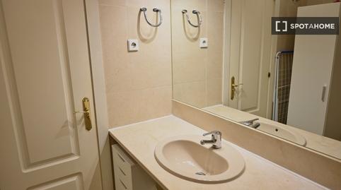 Foto 4 de Estudi per a compartir a Peñagrande, Madrid