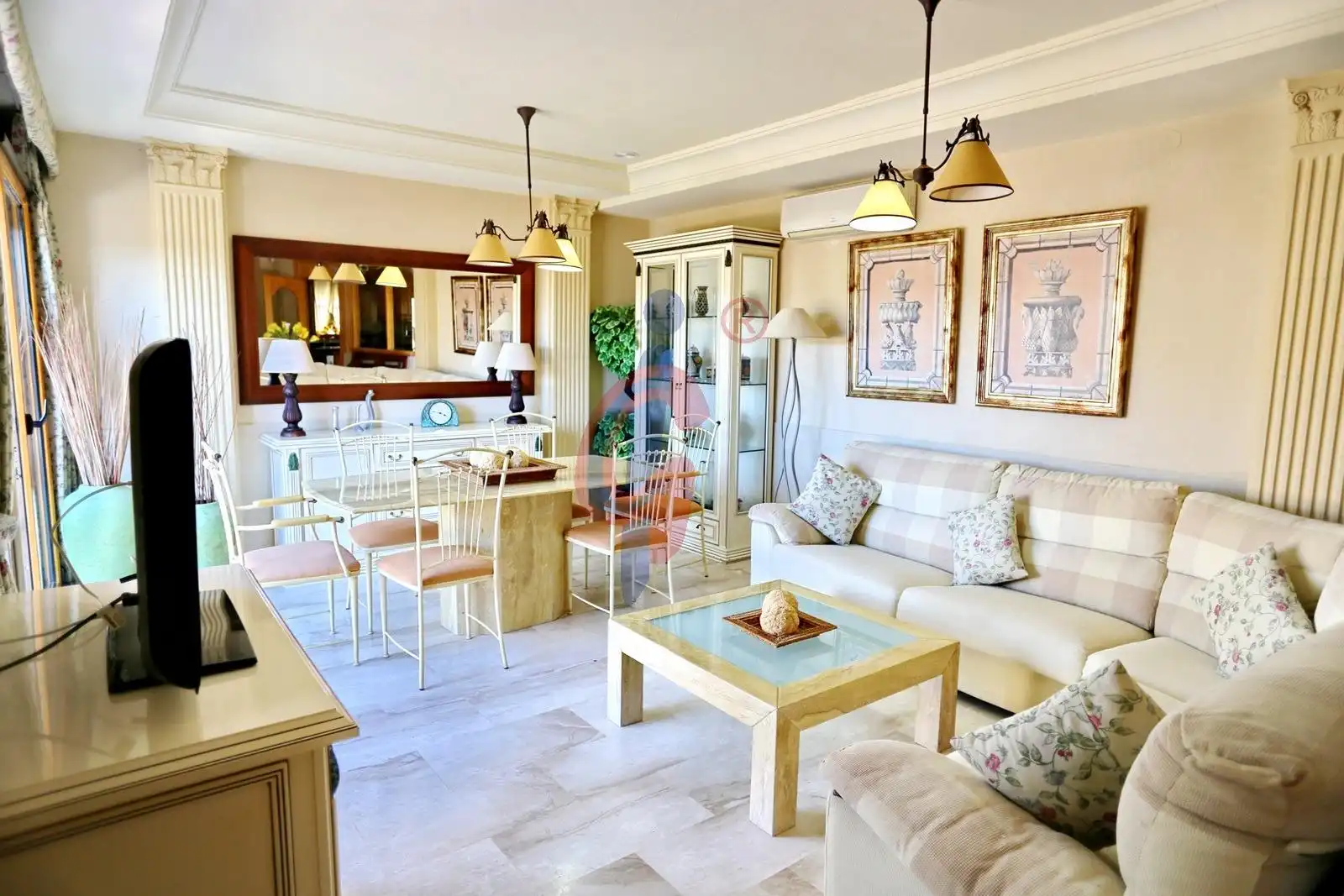 Sala de estar de Casa o chalet en venta en Guardamar del Segura con Aire acondicionado, Jardín privado y Terraza