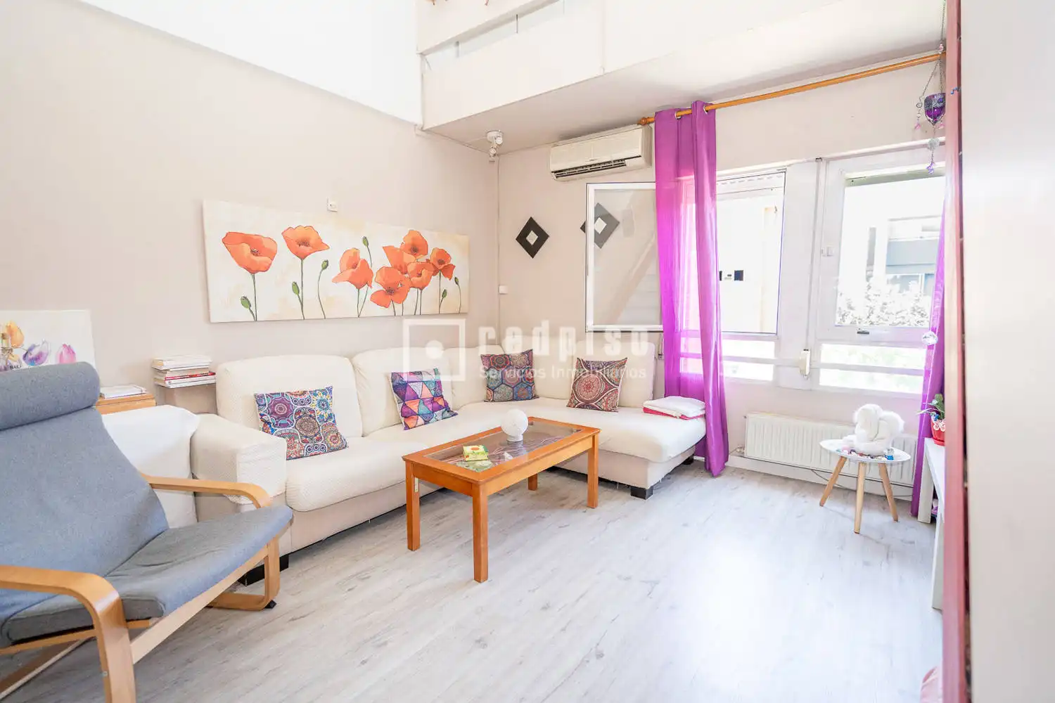 Sala de estar de Dúplex en venta en Móstoles con Aire acondicionado, Calefacción y Terraza