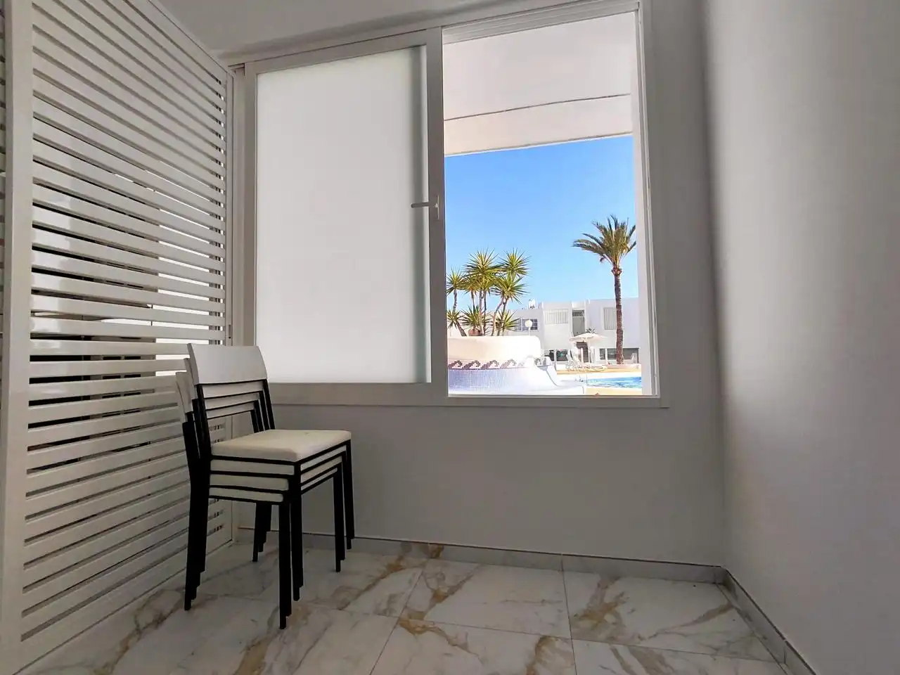 Balcony of Ground floor for sale in Arona  with Air Conditioner