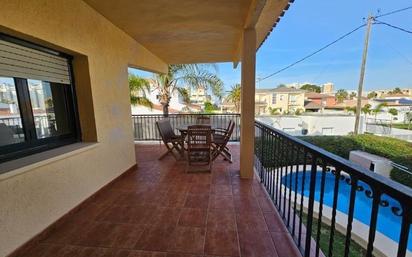 Terrassa de Casa o xalet en venda en Dénia amb Aire condicionat i Piscina