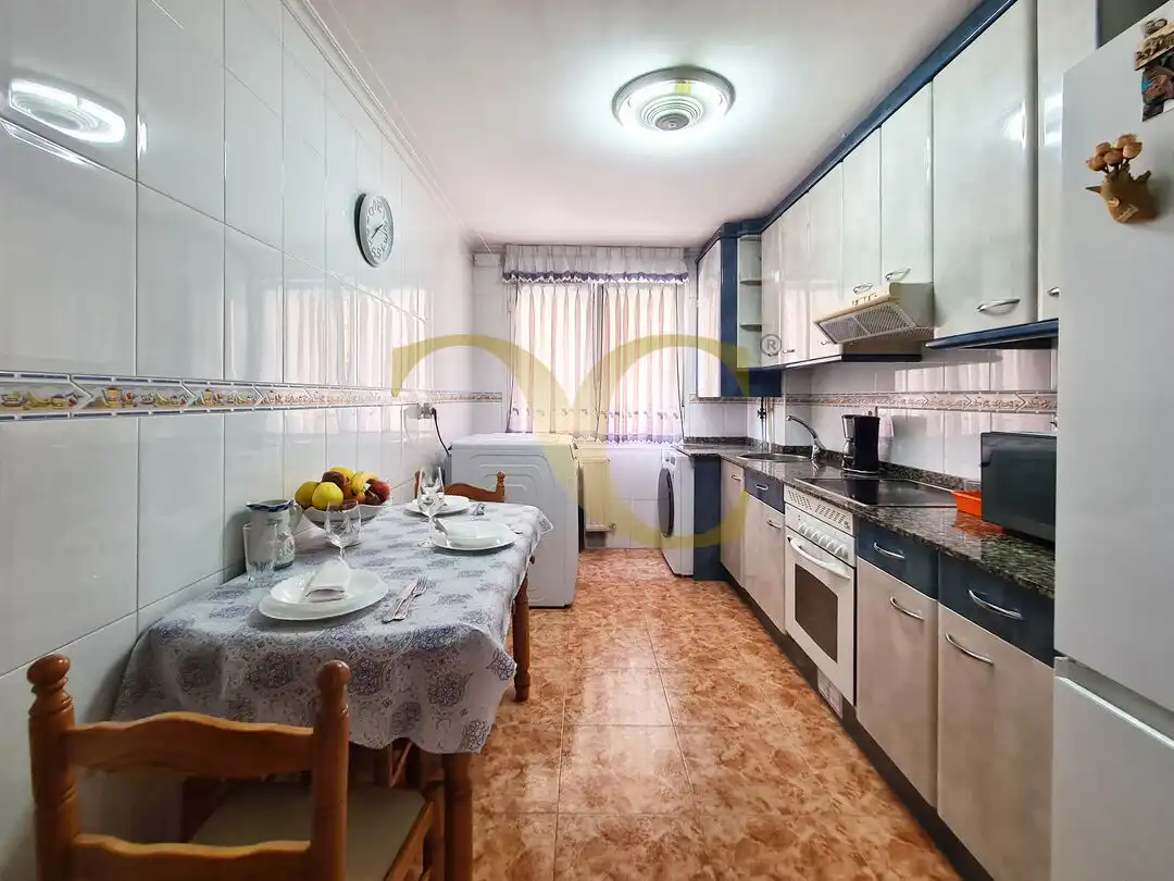 Kitchen of Flat for sale in Gijón   with Heating