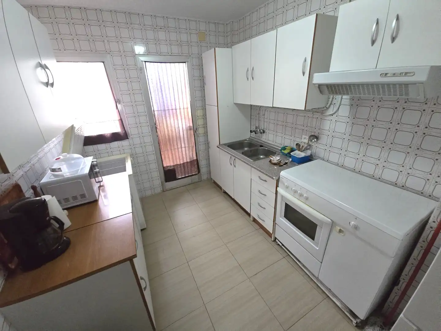 Kitchen of Flat for rent in Cáceres  with Terrace and Furnished