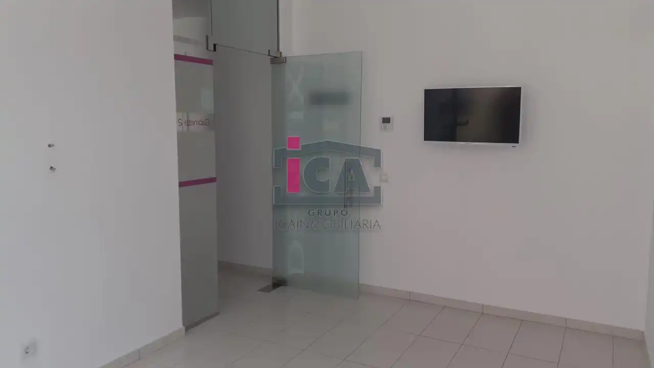Local comercial en venda a PLAZA DE AMÉRICA (CRUZ DE LOS CAIDOS) CÁNOVAS, imagen 16