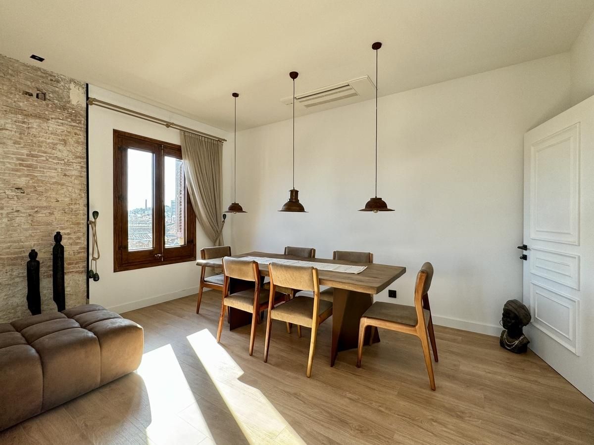 Dining room of Flat for sale in  Barcelona Capital  with Heating