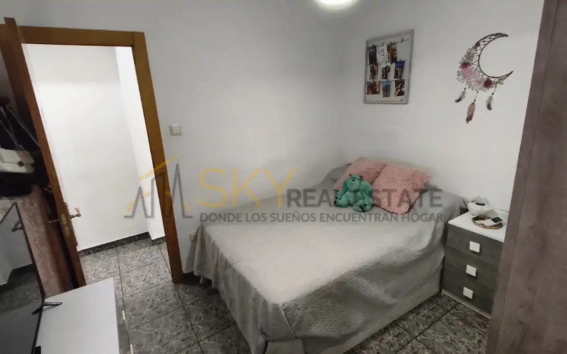 Habitación de Piso en venta en Paterna con Aire acondicionado, Terraza y Balcón