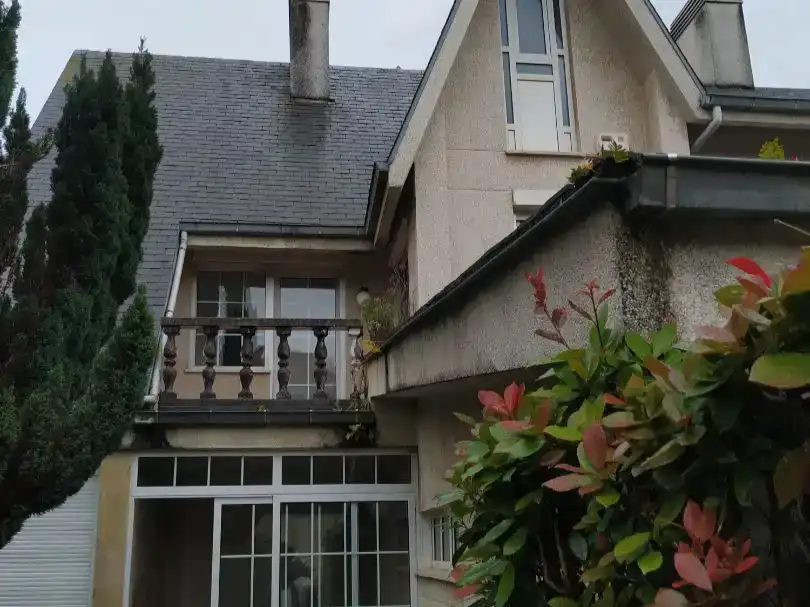 Vista exterior de Casa adosada en venta en Piélagos con Balcón