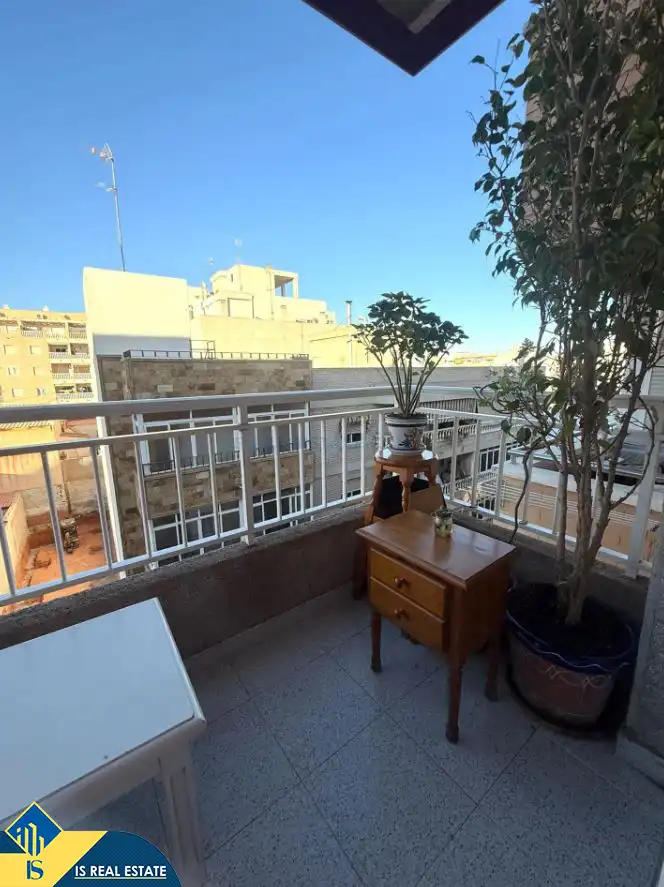 Terrasse von Wohnungen zum Verkauf in Torrevieja mit Heizung, Terrasse und Möbliert