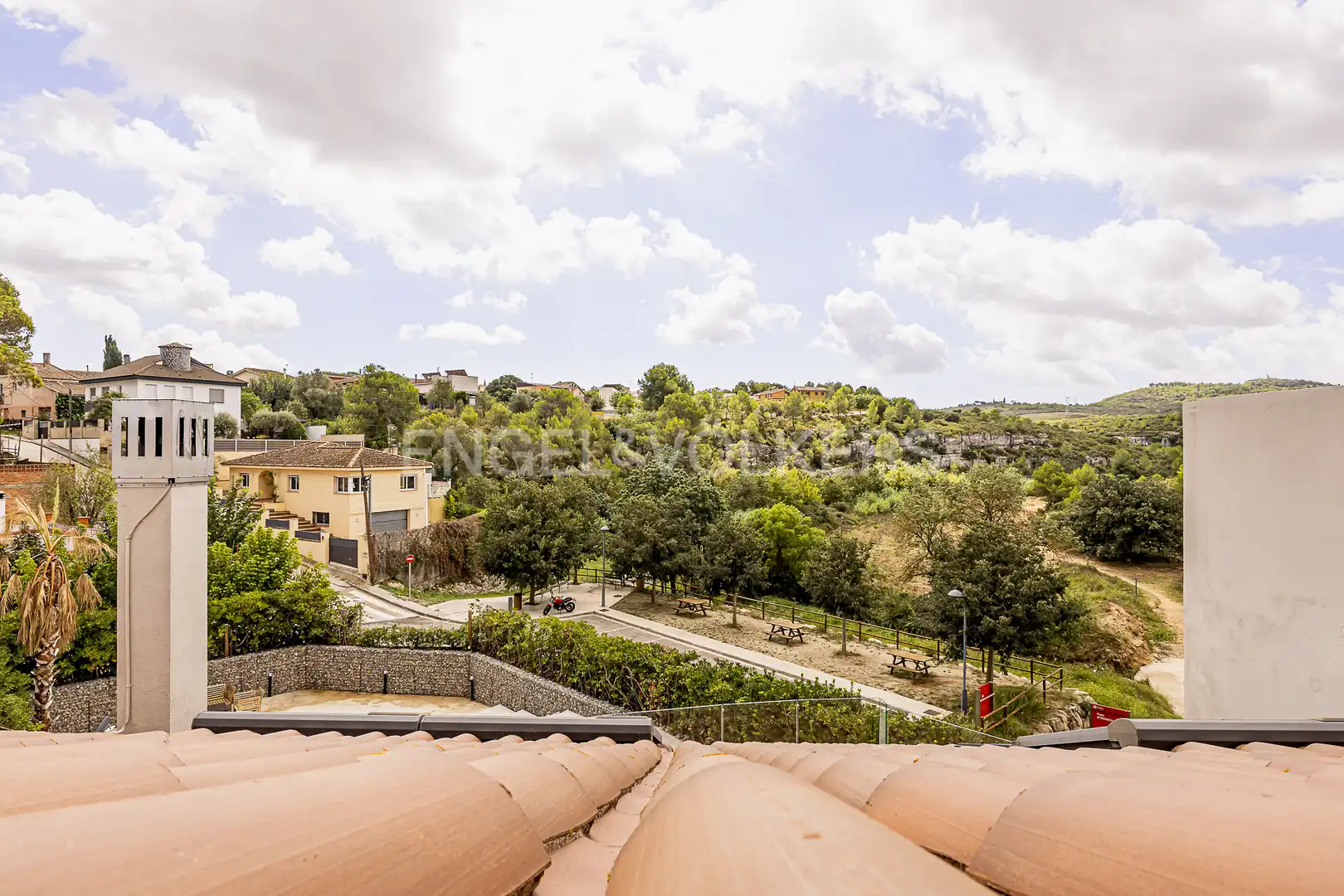 Vista exterior de Casa o chalet en venta en Olèrdola con Calefacción, Jardín privado y Parquet